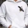 Hoodie OSAR blanc, broderie grue bleu arctique
